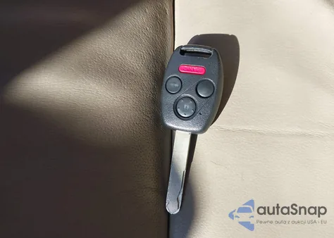 2009 Honda Accord 2.4 Ex-L из США, поврежденный, VIN JHMCP26849C010395